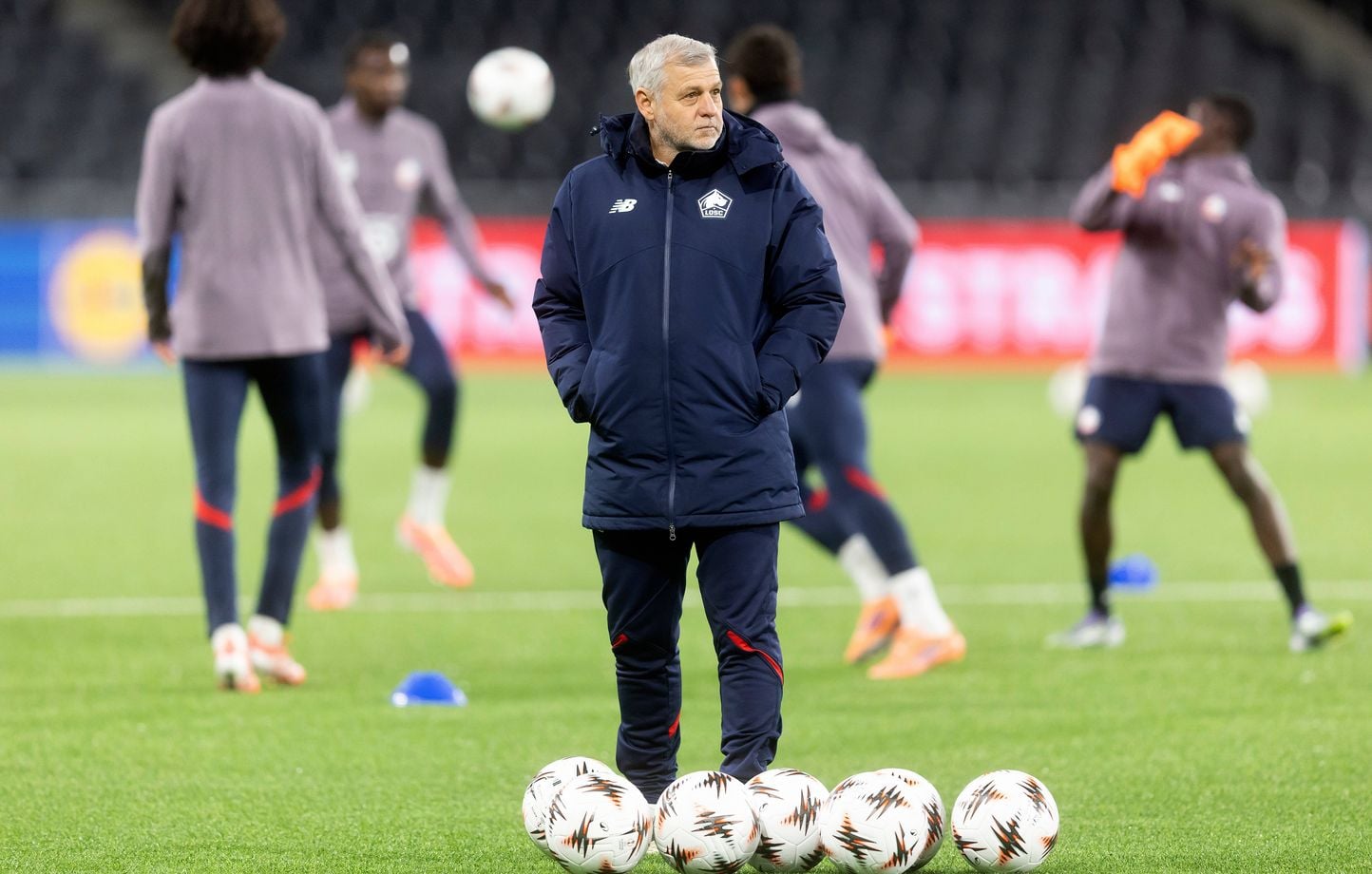 En la Ligue 1, la disputa entre el LOSC y su entrenador Bruno Genesio se acabó En la Ligue 1, la disputa entre el LOSC y su entrenador Bruno Genesio se acabó